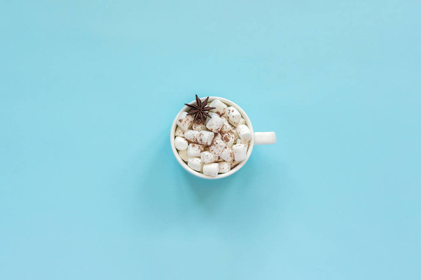 Cup of cocoa with marshmallows - Fotoğraf, Görsel