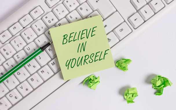 Word writing text Believe In Yourself. Business concept for common piece of advice that you can do everything. - Foto, afbeelding