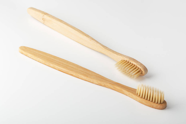 bamboe tandenborstels - Foto, afbeelding