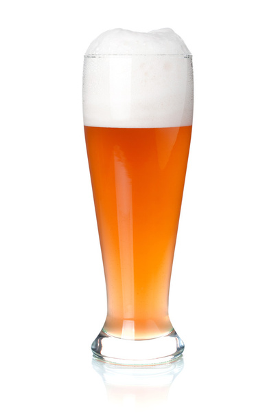 Red beer in glass - Φωτογραφία, εικόνα