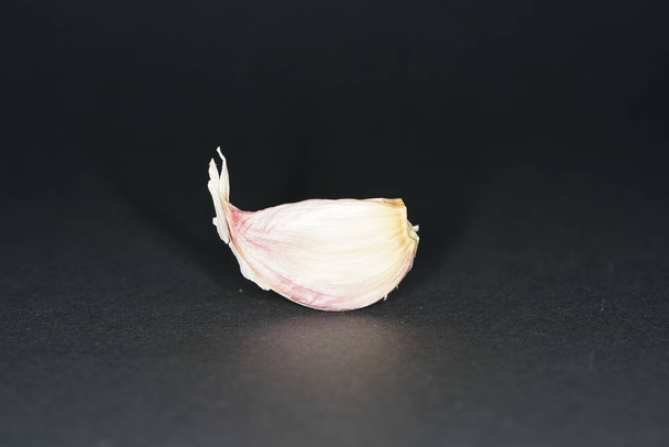 Photographed garlic several times and produced the highest possible depth of field with Focus Stacking - Fotó, kép