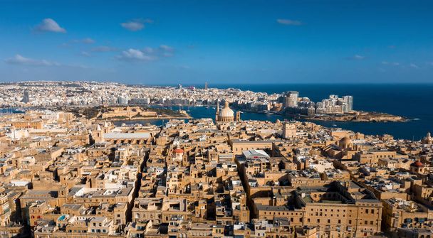 Malta. Valletta from above. - Foto, afbeelding