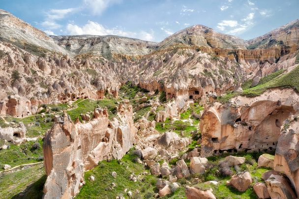 Cappadocia in Turkey, taken in April of 2019\r\n' taken in hdr - Foto, Imagen