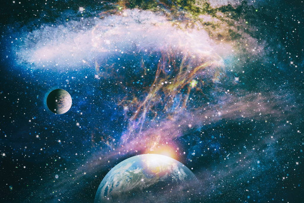 planeetat, tähdet ja galaksit ulkoavaruudessa osoittavat avaruustutkimuksen kauneuden. NASAn toimittamat tiedot . - Valokuva, kuva