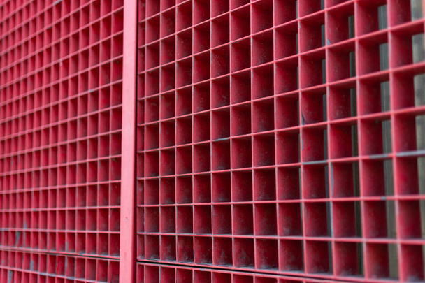 Rudé staré čtvercové tyče - Fotografie, Obrázek