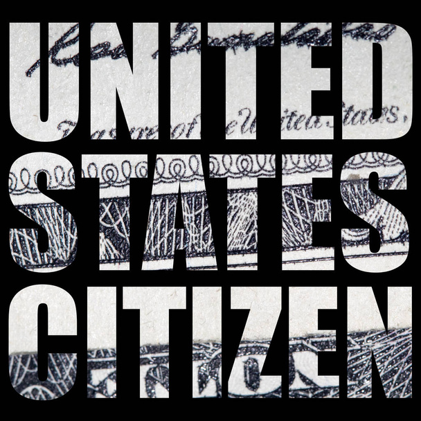Estados Unidos letras ciudadanas, dinero sobre fondo negro
. - Foto, imagen