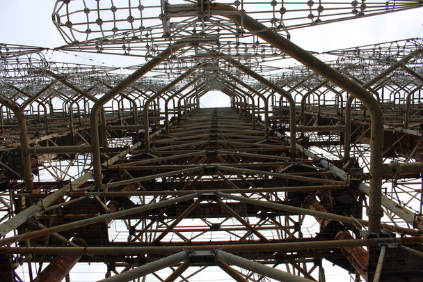 Sovyet Horizont radar istasyonu Duga Çernobil Yasaklama Bölgesi, Ukrayna - Fotoğraf, Görsel