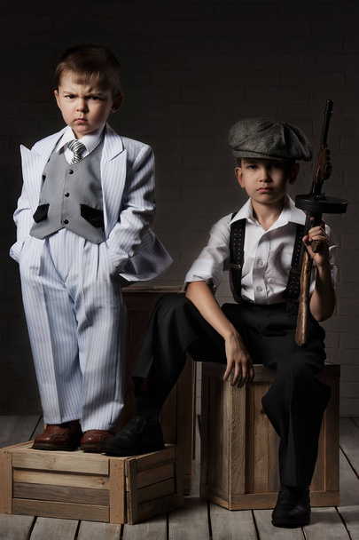 Portrait of a boys in an image of the gangsters - Фото, зображення