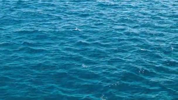 Detailed Blue Sea Water Closeup with Smooth Movement During Good Weather - Záběry, video