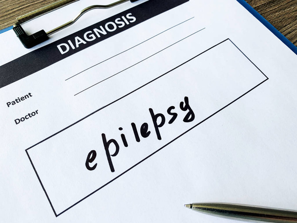 Diagnóza epilepsie v lékařské formě na lékařském stole - Fotografie, Obrázek