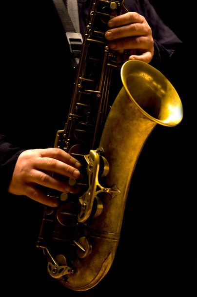 Man playing saxophone - Foto, Bild