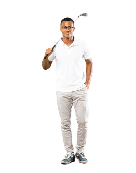 Prise de vue complète du joueur de golf afro-américain homme sur fond blanc isolé
 - Photo, image