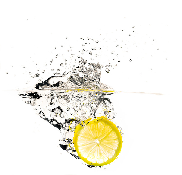 Friss citrom szelet splash - Fotó, kép