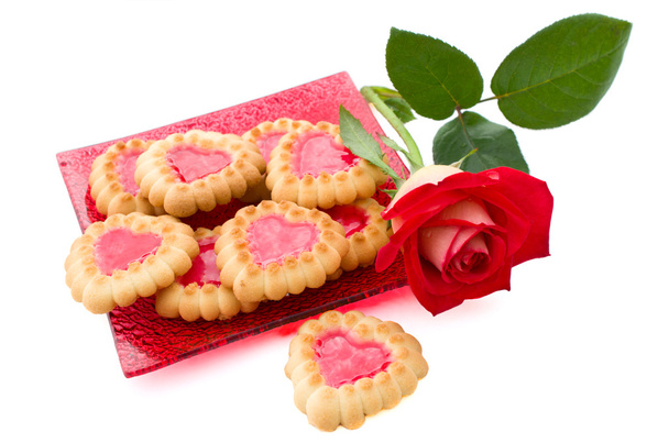 Heart-shaped cookies and rose - Foto, afbeelding