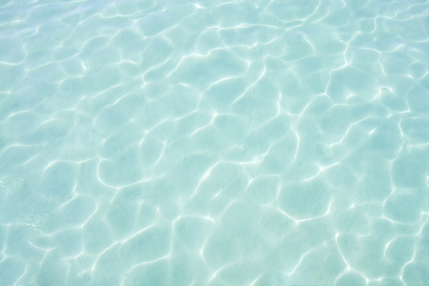 穏やかなきれいな水水中砂浜海の基地 - 写真・画像
