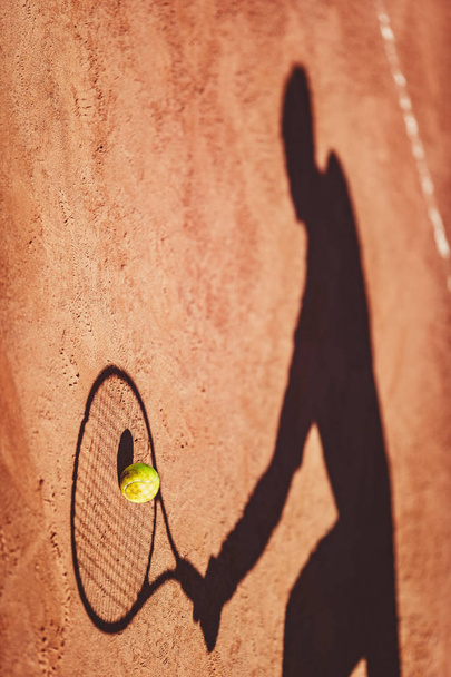 テニスコートの影 - 写真・画像