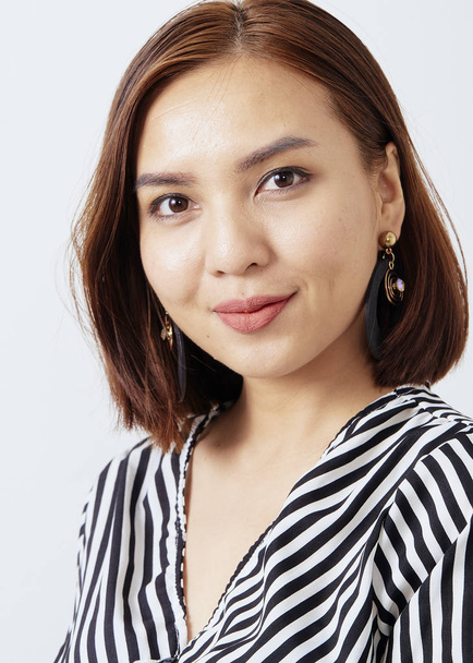 Beautiful Asian business woman studio shot - Fotografie, Obrázek