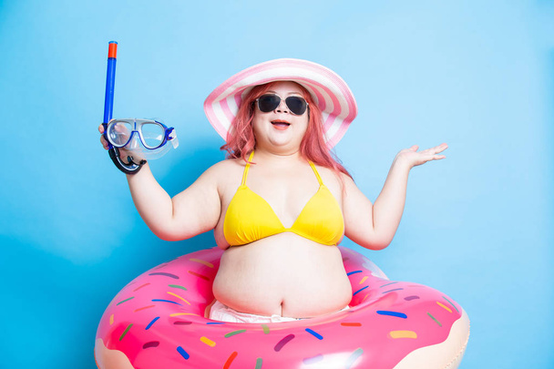 fat asian girl in summer - Φωτογραφία, εικόνα