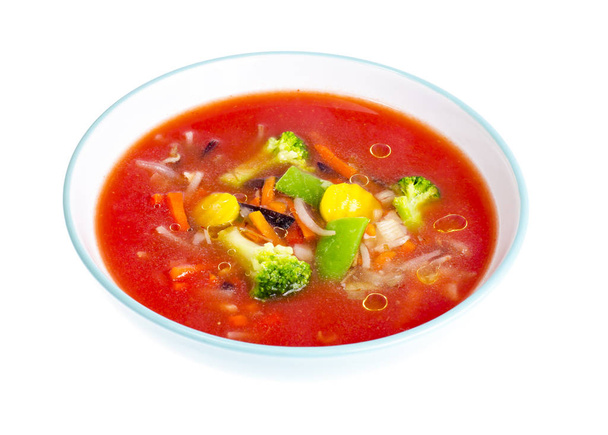 Sopa de tomate frío vegetariano con verduras mixtas
 - Foto, Imagen