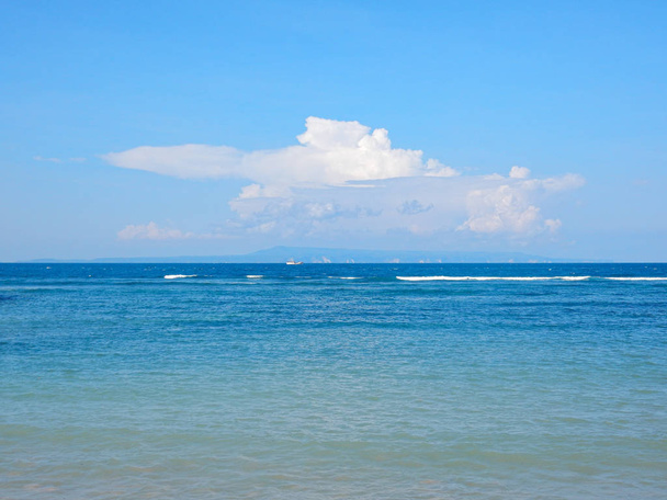 Sea horizon at the coast - Фото, зображення