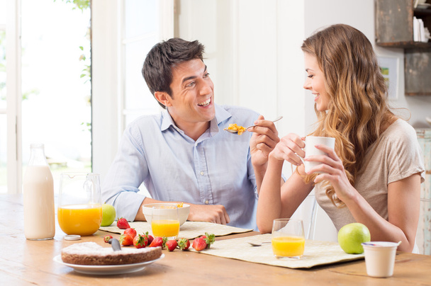 Young Couple Having Breakfast - Foto, Imagem