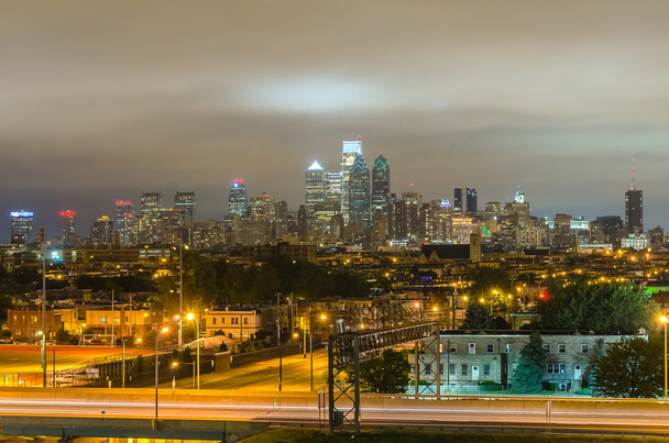 Philadelphia Skyline éjjel - Fotó, kép