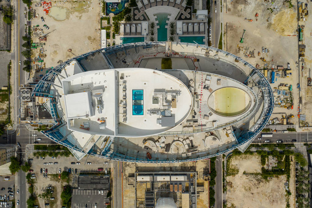 Аерофотографія Майамі першорядне значення worldcenter башта біля завершення - Фото, зображення