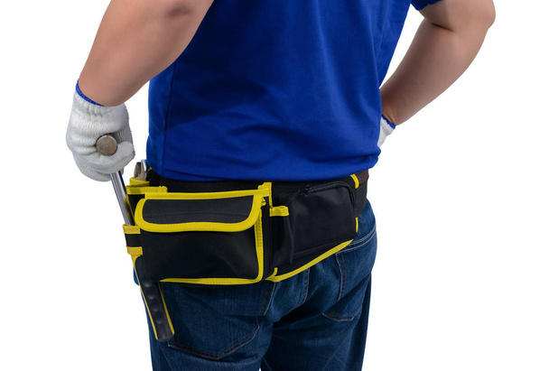 travailleurs de la construction en chemise bleue avec des gants de protection, h
 - Photo, image
