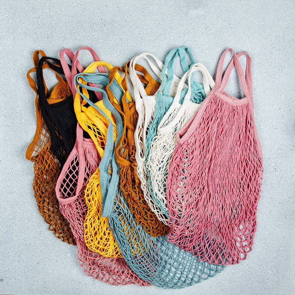 variety of colorful reusable shopping bags - Foto, immagini