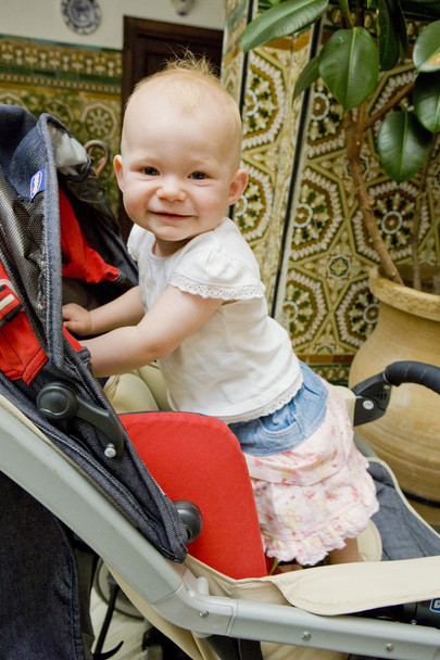 kisgyermek babakocsi - Fotó, kép