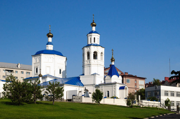 De kerk van de Heilige grote martelaar Paraskeva vrijdag 18e eeuw, Kazan, Rusland. - Foto, afbeelding