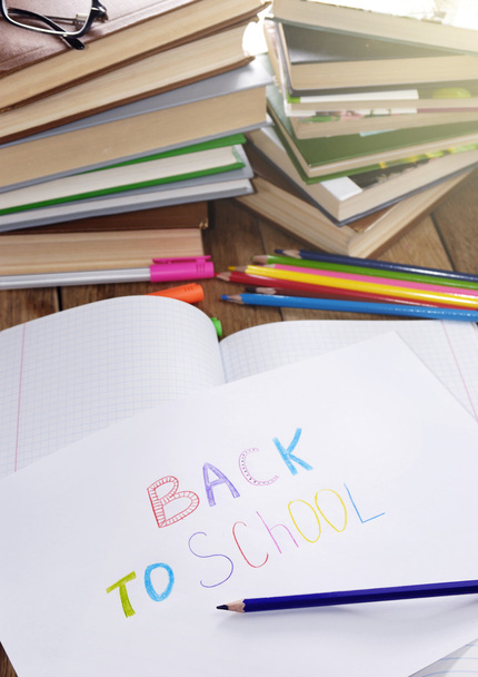 "Back to school" sign - Photo, image