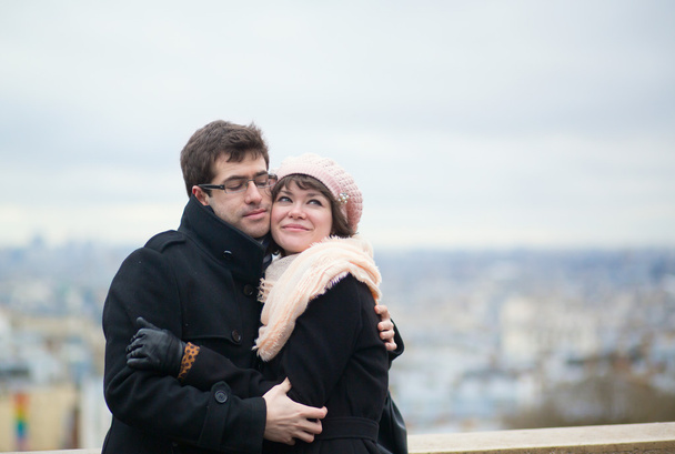Dating couple hugging in Paris - Foto, Bild