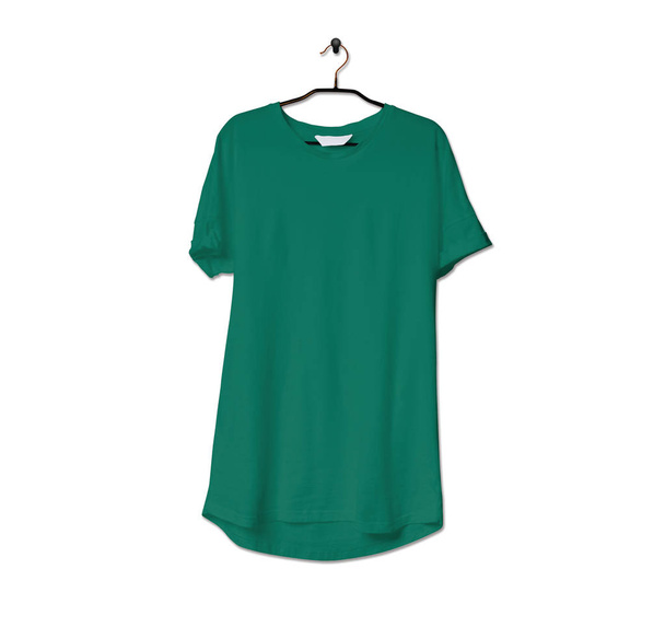 Chwycić ten imponujący realistyczny Tshirt makiety w Lush kolor Meadow dać impuls do logo marki. To makiety są bardzo idealne do prezentacji grafiki. - Zdjęcie, obraz
