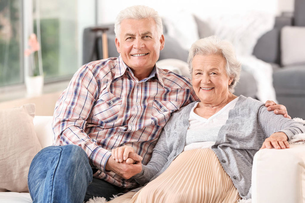 Portrait of elderly couple in nursing home - Zdjęcie, obraz