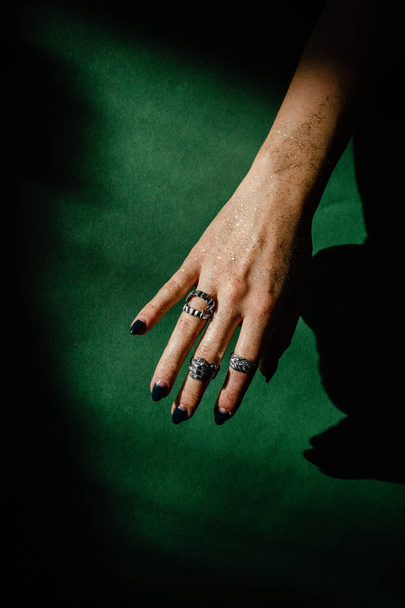 Woman hand with silver rings - Zdjęcie, obraz