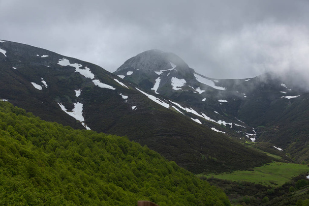 Parc national Picos De Europa
 - Photo, image