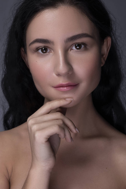 Close up portrait of Brunette woman with flawless clean skin. Na - Φωτογραφία, εικόνα