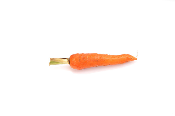 Zanahoria aislada en fondo blanco
 - Foto, Imagen
