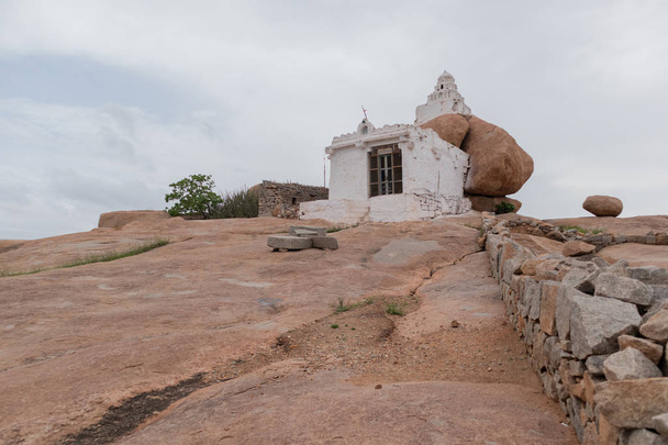 Small Temple at Malyavanta Parvata or hill top at Hampi, Karnataka - Fotó, kép