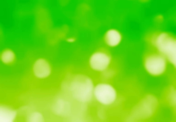 Świeży żywy wiosna optymistyczny zielony bokeh zauważył rozmycie obrazu tła - Zdjęcie, obraz