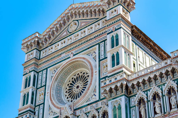 Facade of the Cattedrale di Santa Maria del Fiore (Cathedral of Saint Mary of the Flower) - Foto, Imagem