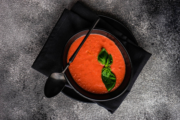 Sopa tradicional de tomate español Gazpacho - Foto, Imagen