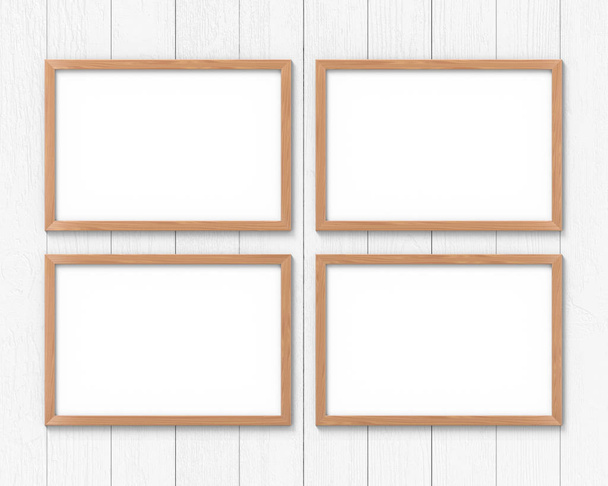 Conjunto de 4 marcos horizontales de madera maqueta colgando en la pared. Base vacía para imagen o texto. Renderizado 3D
. - Foto, imagen