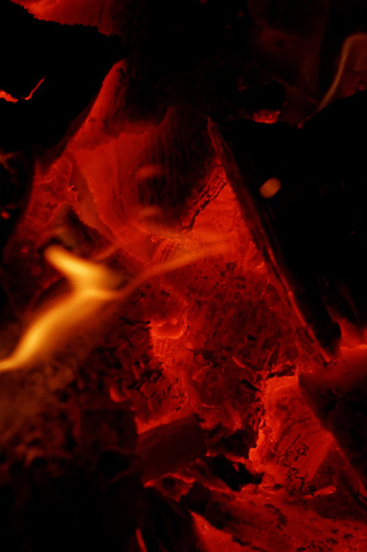 Glowing embers - Foto, Imagem