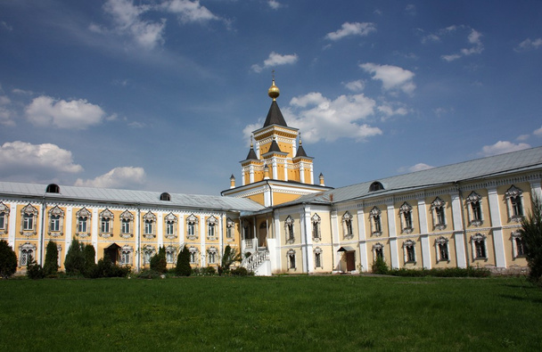 The fraternal Corps and Who Sorrow Church. St. Nicholas Ugreshsky monastery. - Photo, Image