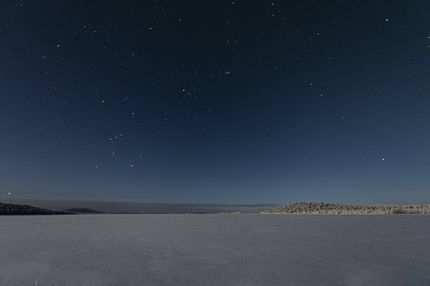  Pohled přes jezero noční oblohy,  - Fotografie, Obrázek