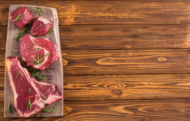 Variety of raw beef meat steak  - Foto, imagen