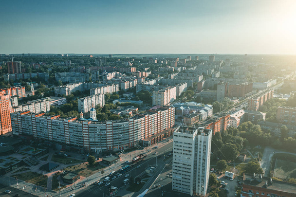 Воздушный Тульский городской пейзаж сверху со зданиями и дорогами
 - Фото, изображение