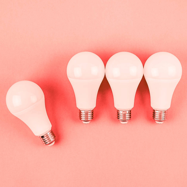 Economia de energia e eco amigável lâmpadas LED
 - Foto, Imagem